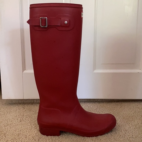 Size 9 Hunter rain boots - Picture 4 of 8